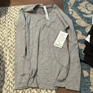 Lululemon Swiftly Tech Long Sleeve